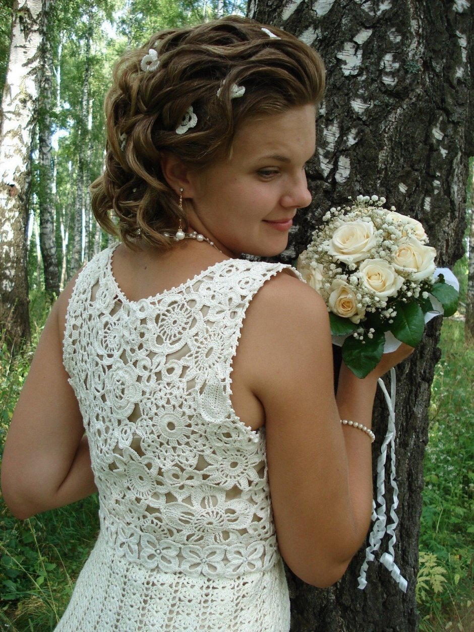 Невеста в вязаном платье