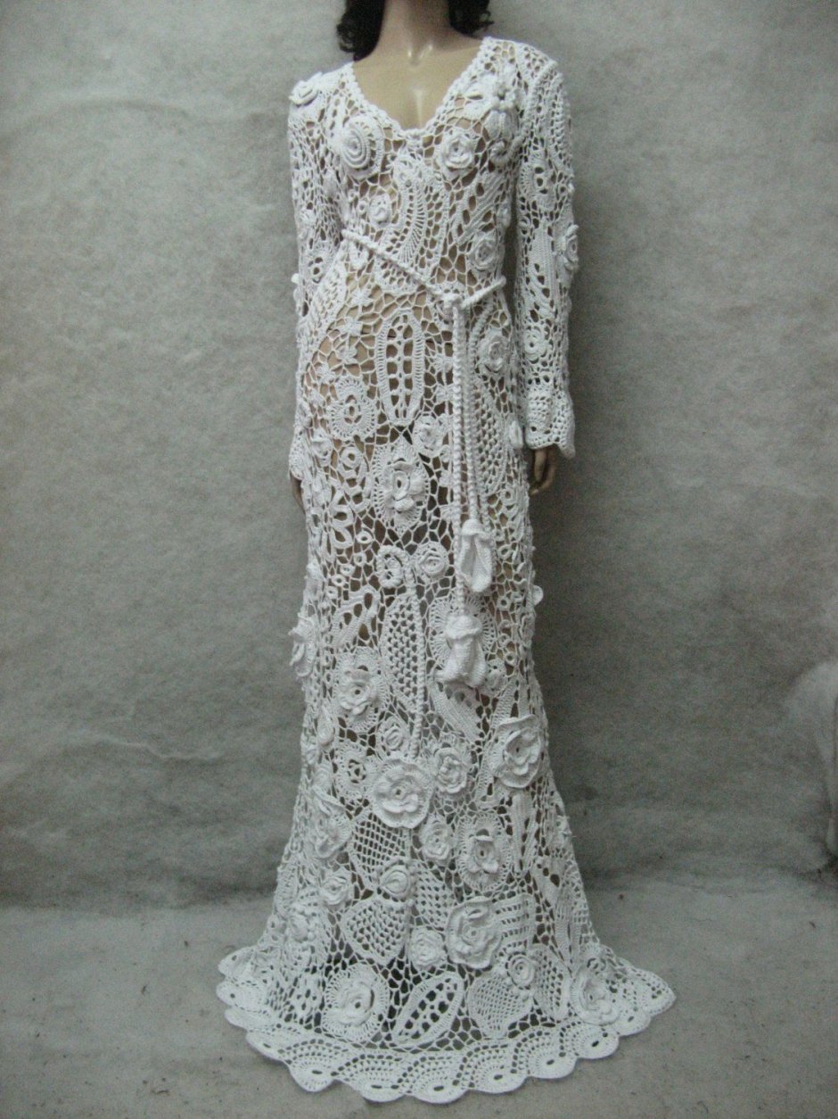 Красивое вязаное свадебное платье