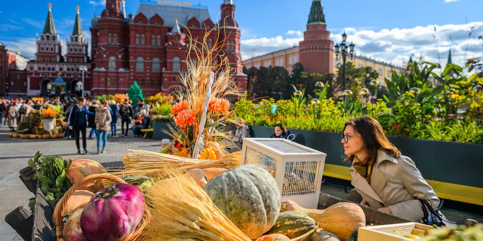 ВДНХ В Москве фестиваль Золотая осень