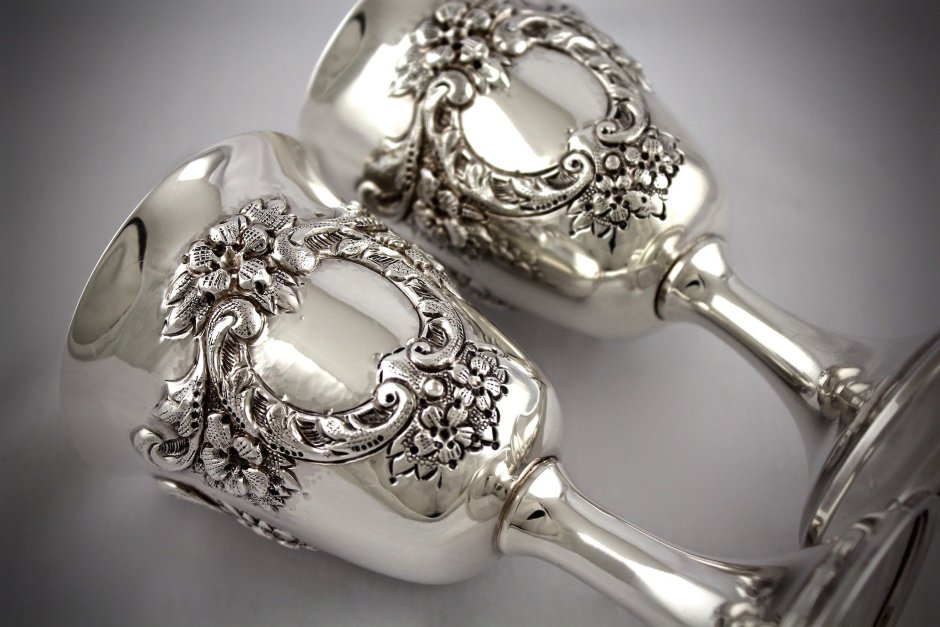 Сувениры из серебра на серебряную свадьбу