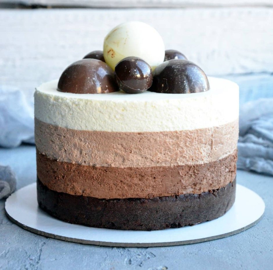 Рецепт шоколадный торт с кокосовыми шариками