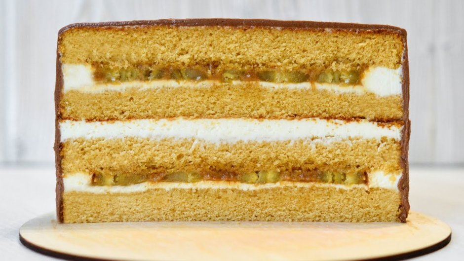 Торт Сникерс с кремом чиз