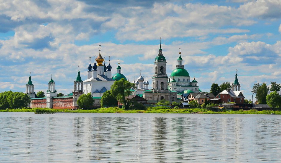 Никитский монастырь в Переславле зима