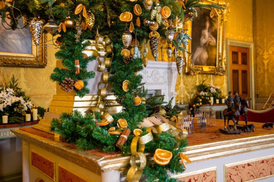 Украшение дома на Рождество в России