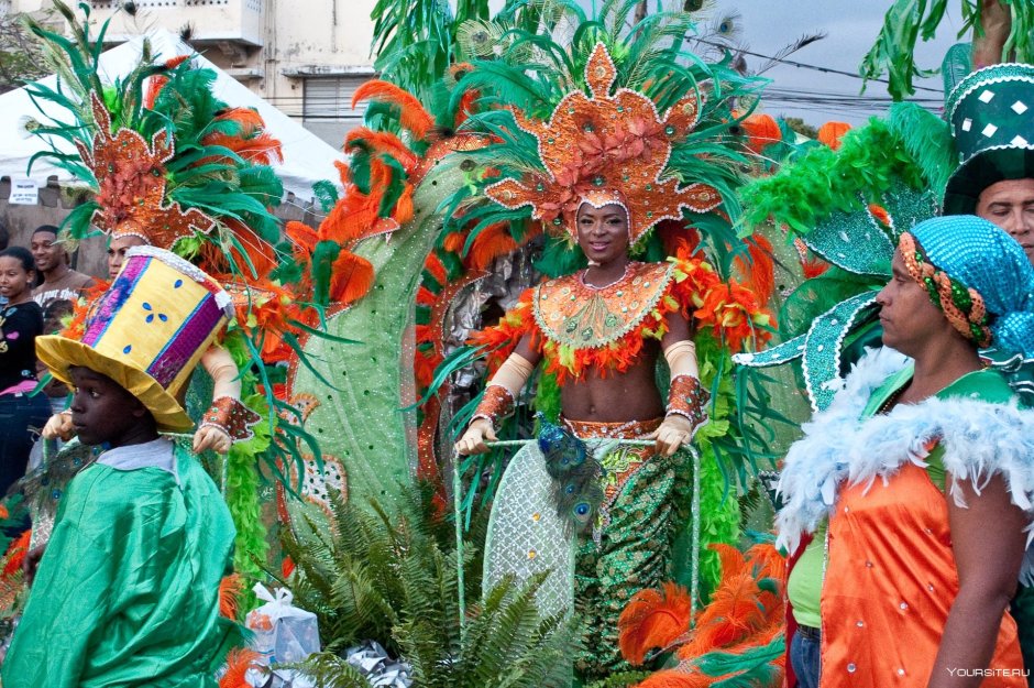 Санто-Доминго февральский карнавал