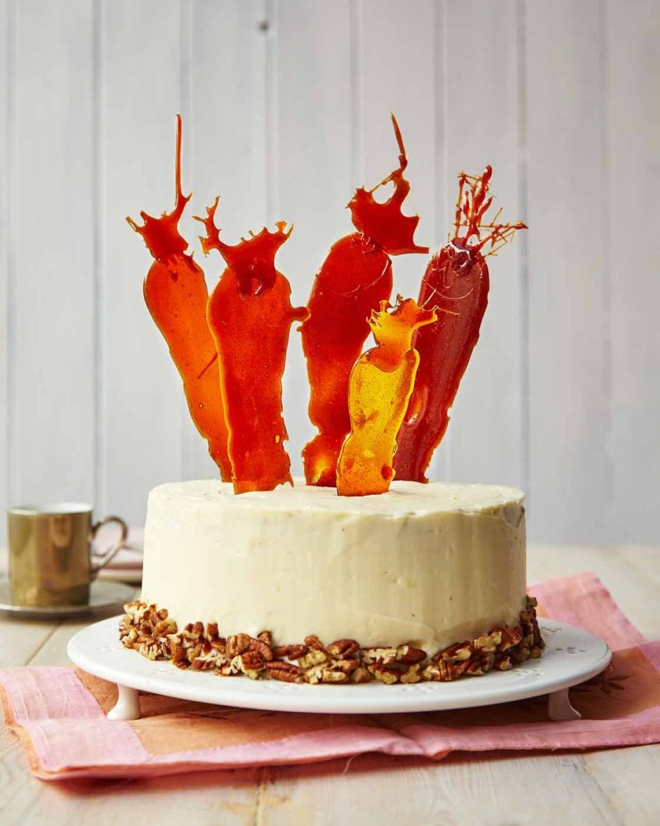 Торт морковный Оригинальное украшение