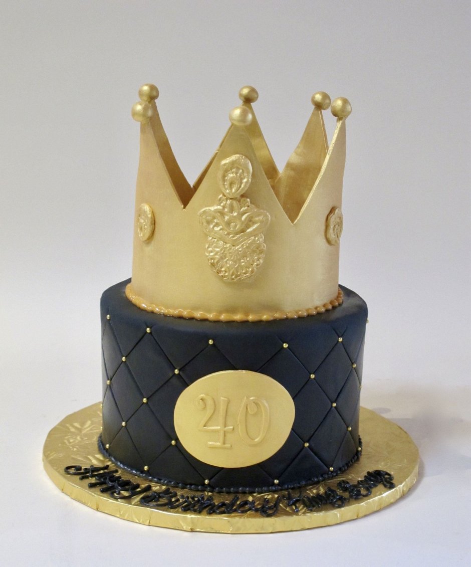 Мужской торт с короной
