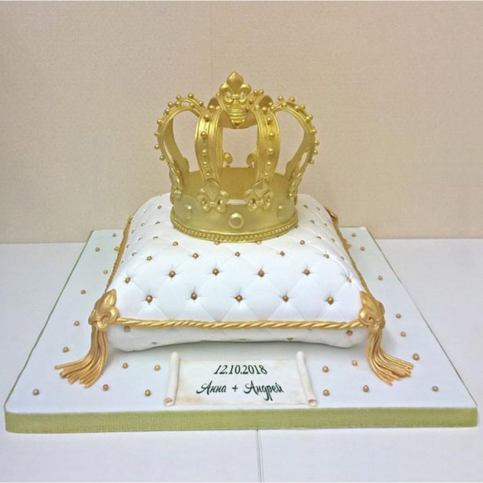 Торт подушечка с короной