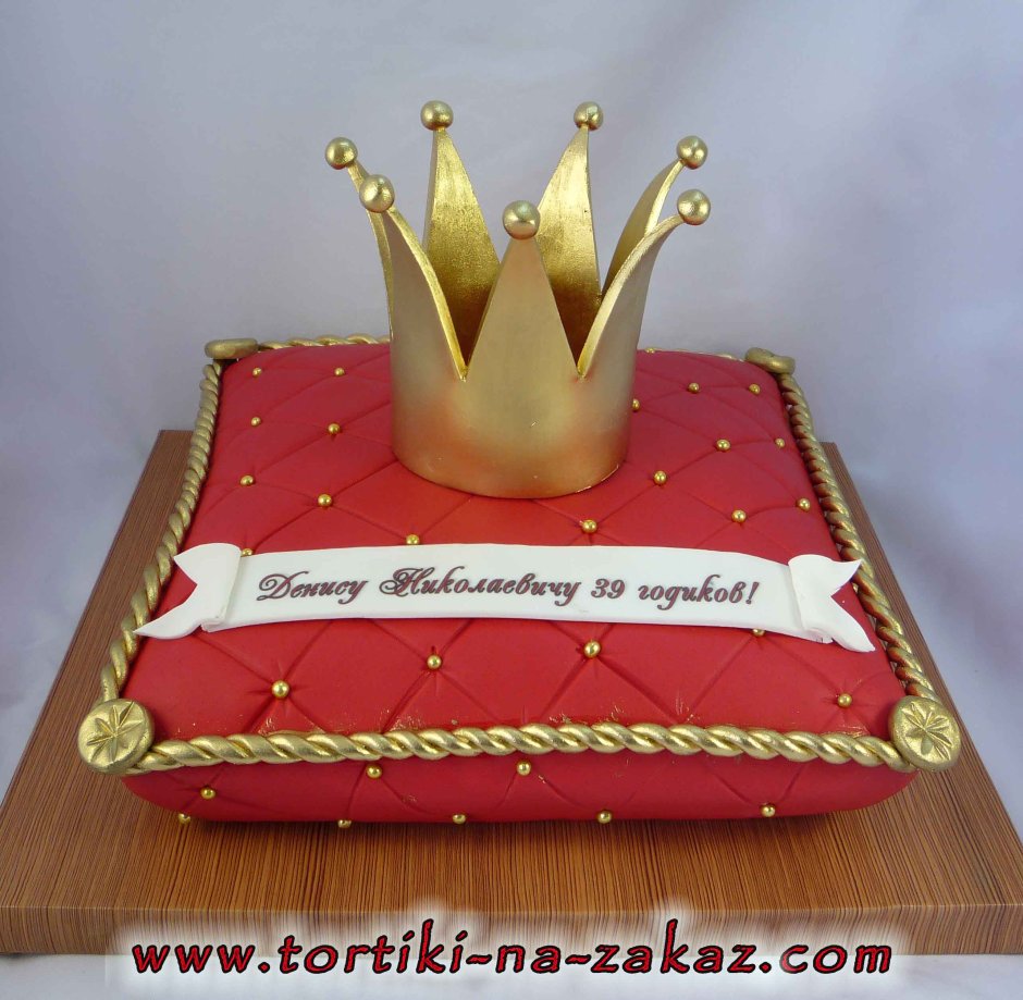 Торт с короной на 40 лет