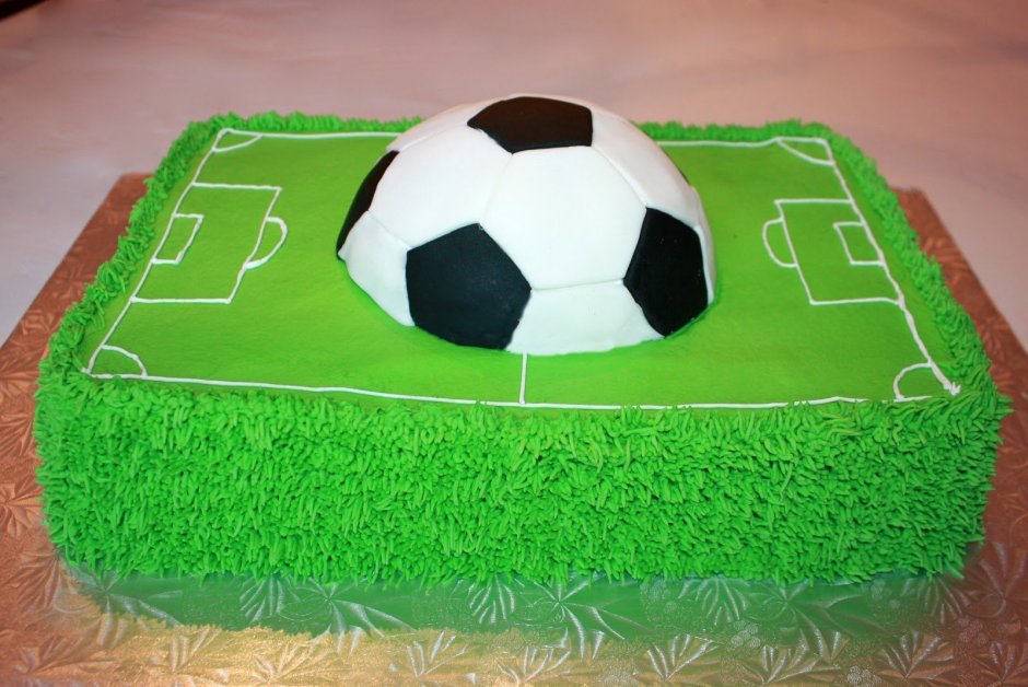 Футбольный торт с логотипом