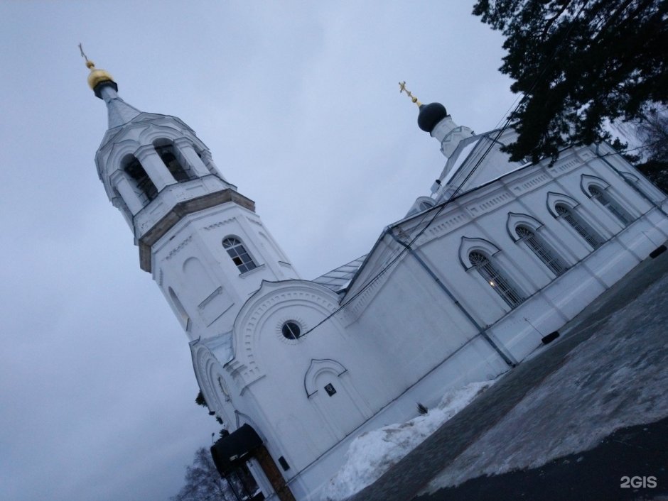 Храм Рождества Христова в Черневе