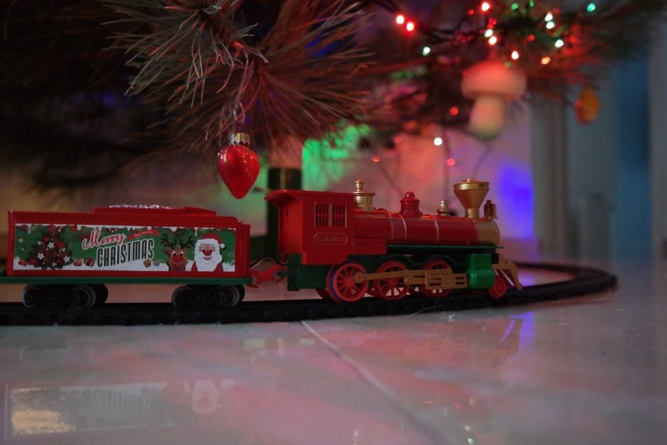Поезд игрушечный Christmas