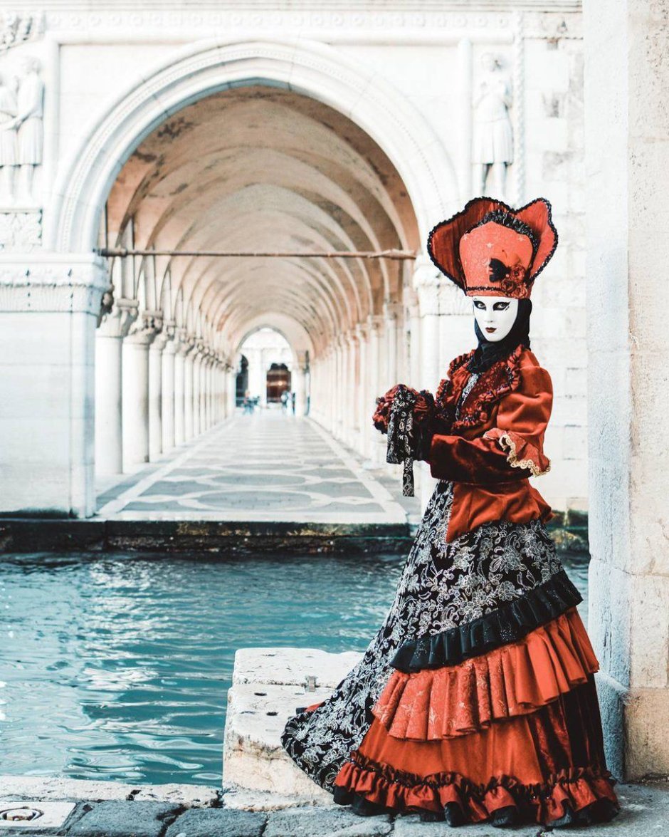 Платье с изображением Венеции