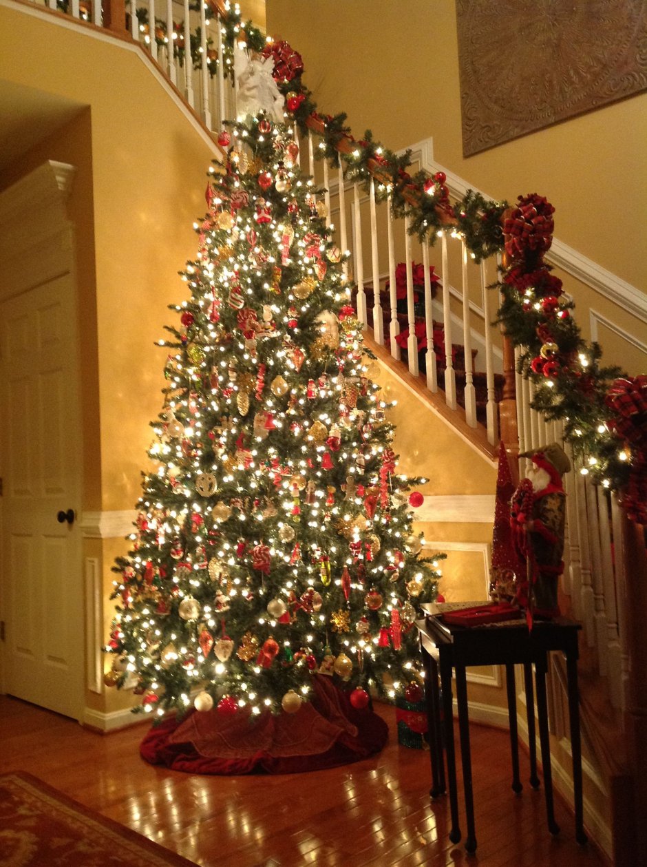 Новогодняя елка дома