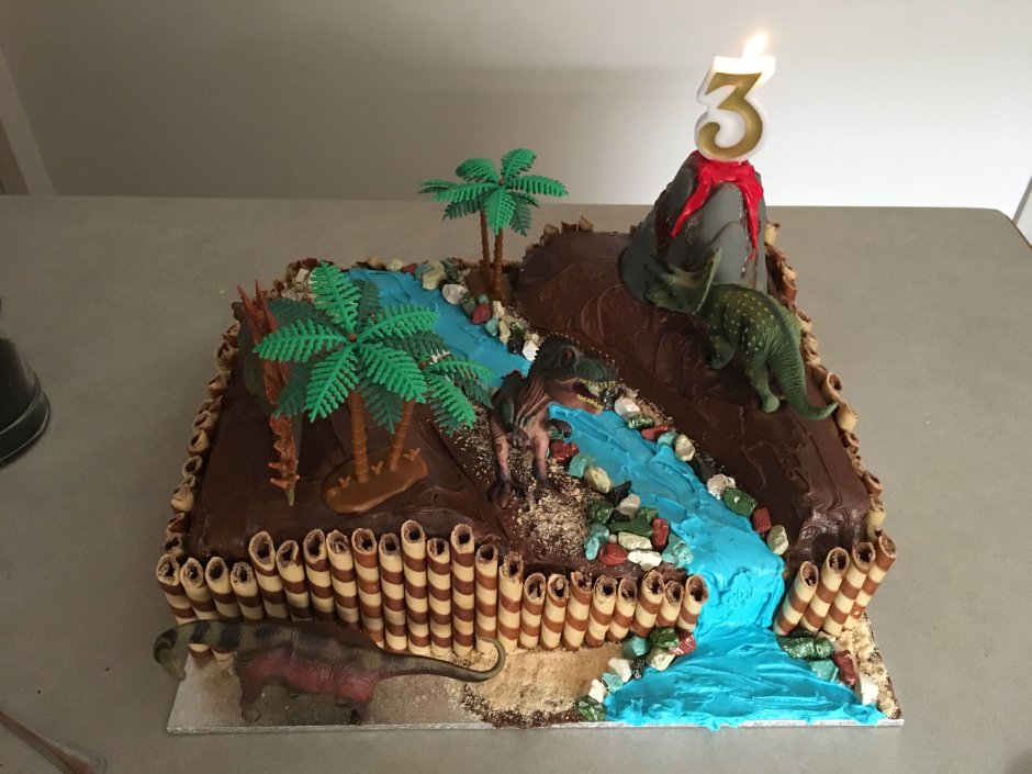 Торт джунгли вулкан