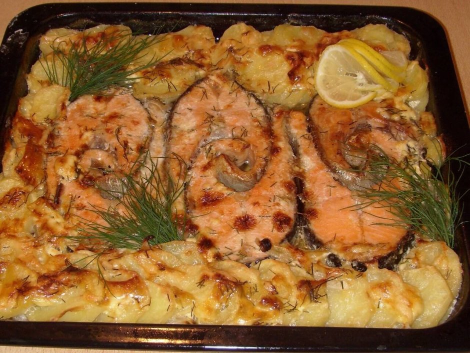 Рыба в духовке с картошкой