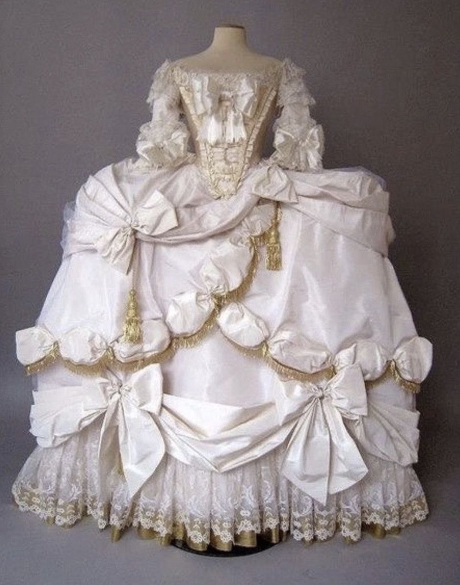 Платья рококо Мария Антуанетта