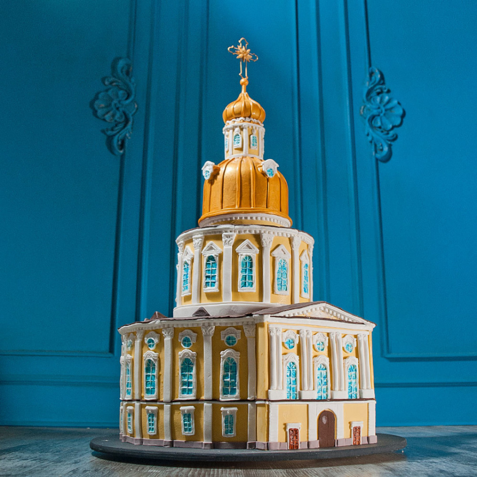 Торт с собором