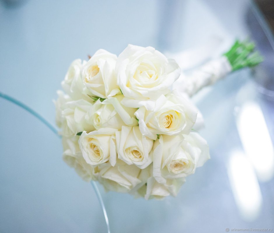 Букет невесты "белая роза"