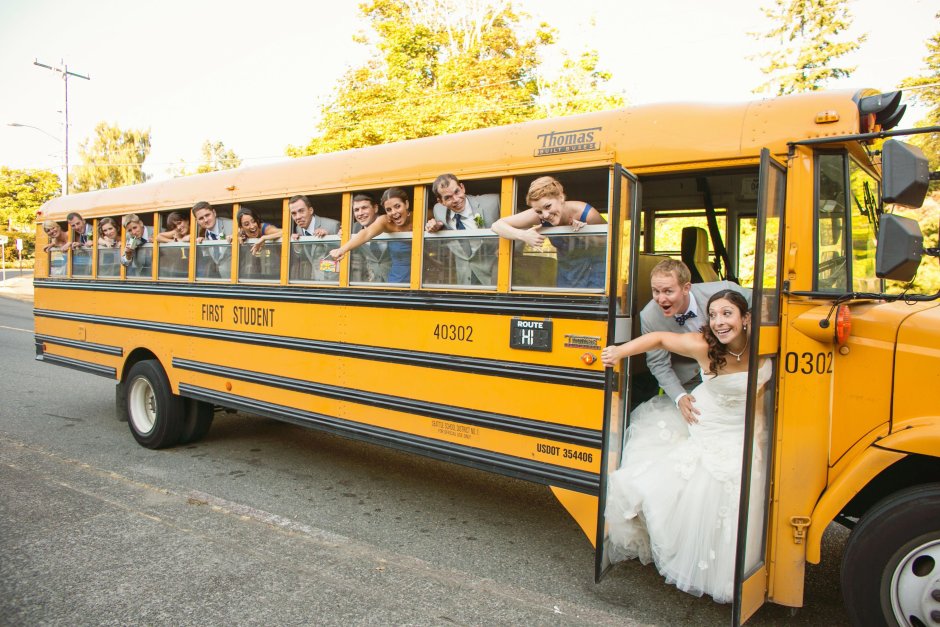 Как украсить автобус на свадьбу