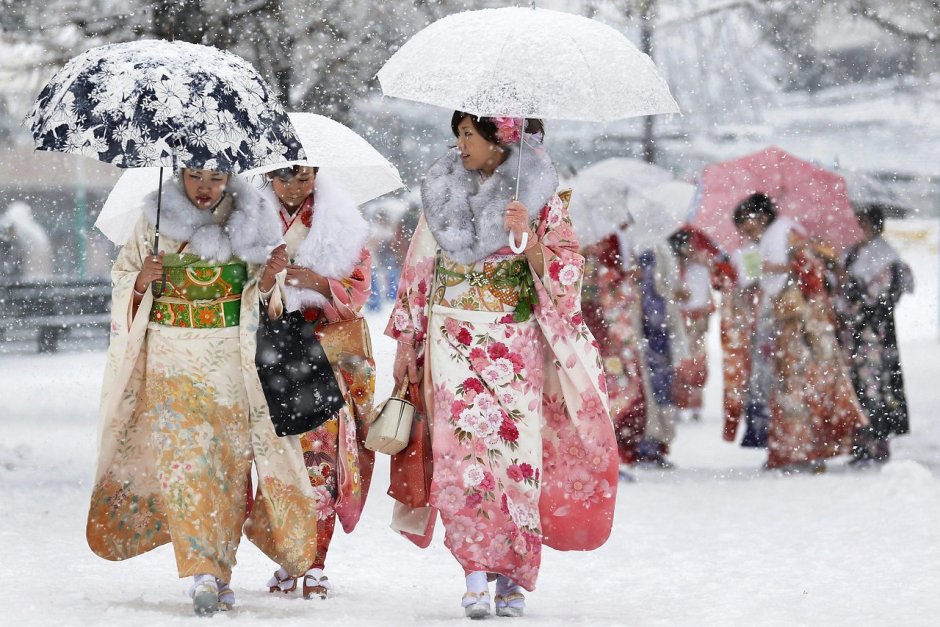Японки зимой