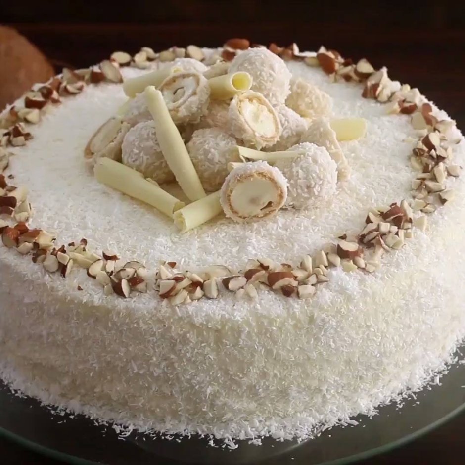 Торт Рафаэлло с кокосовой стружкой