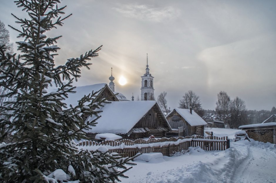 Зимняя Церковь в деревне