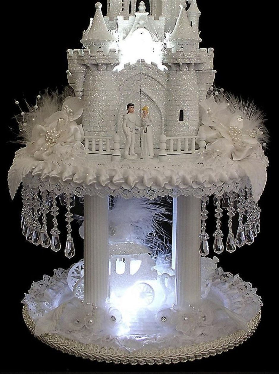 Свадебный торт с колоннами