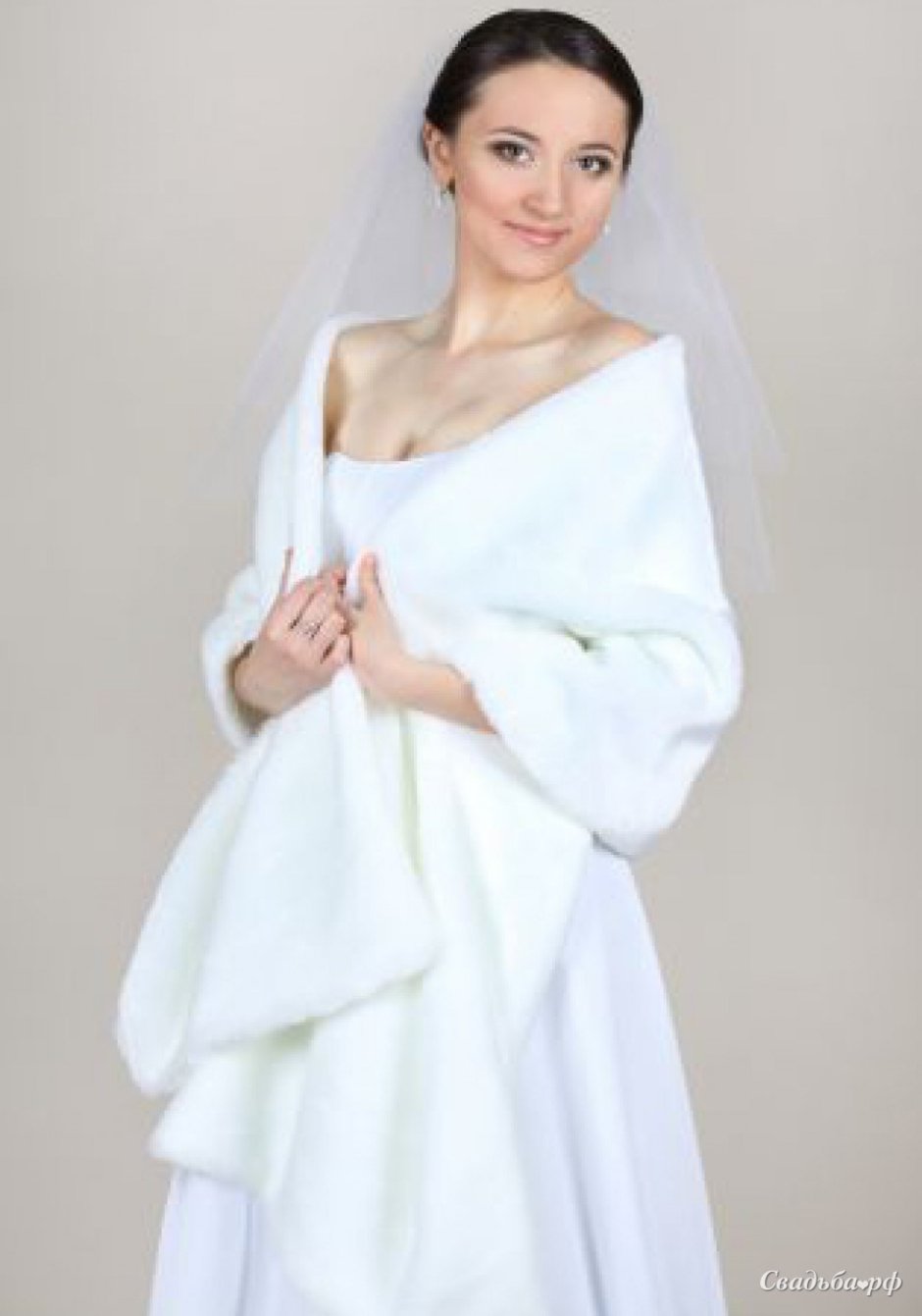 Белая накидка на свадебное платье