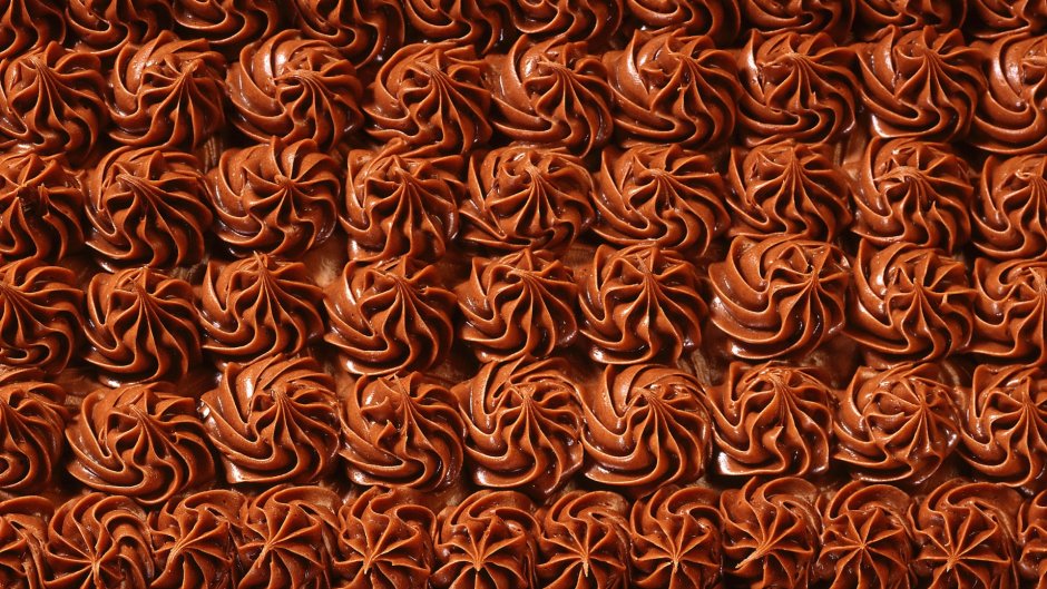 Шоколадный орнамент