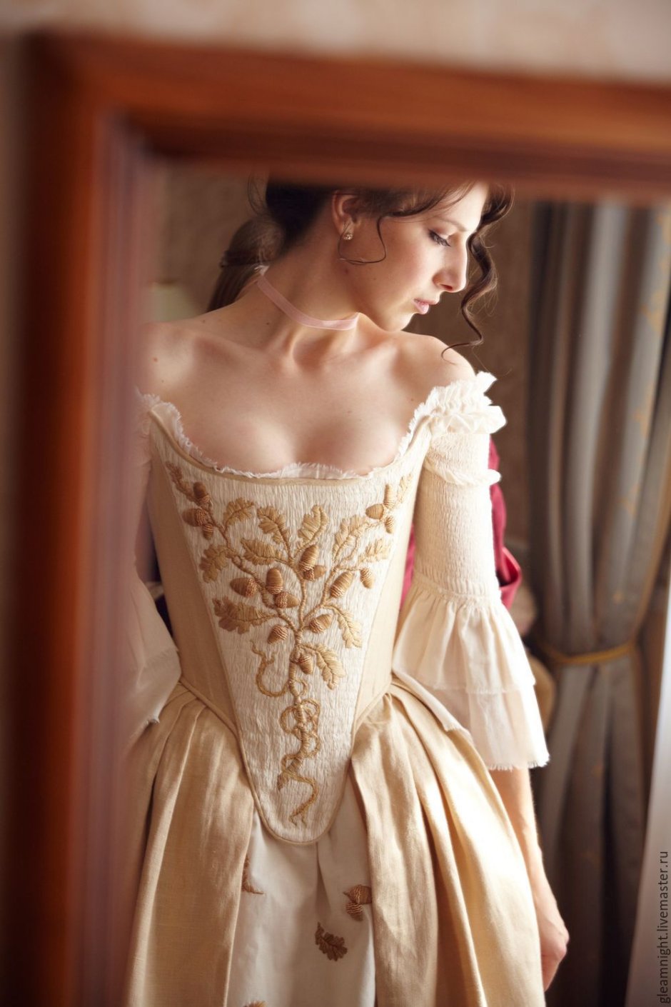 Красивые исторические платья