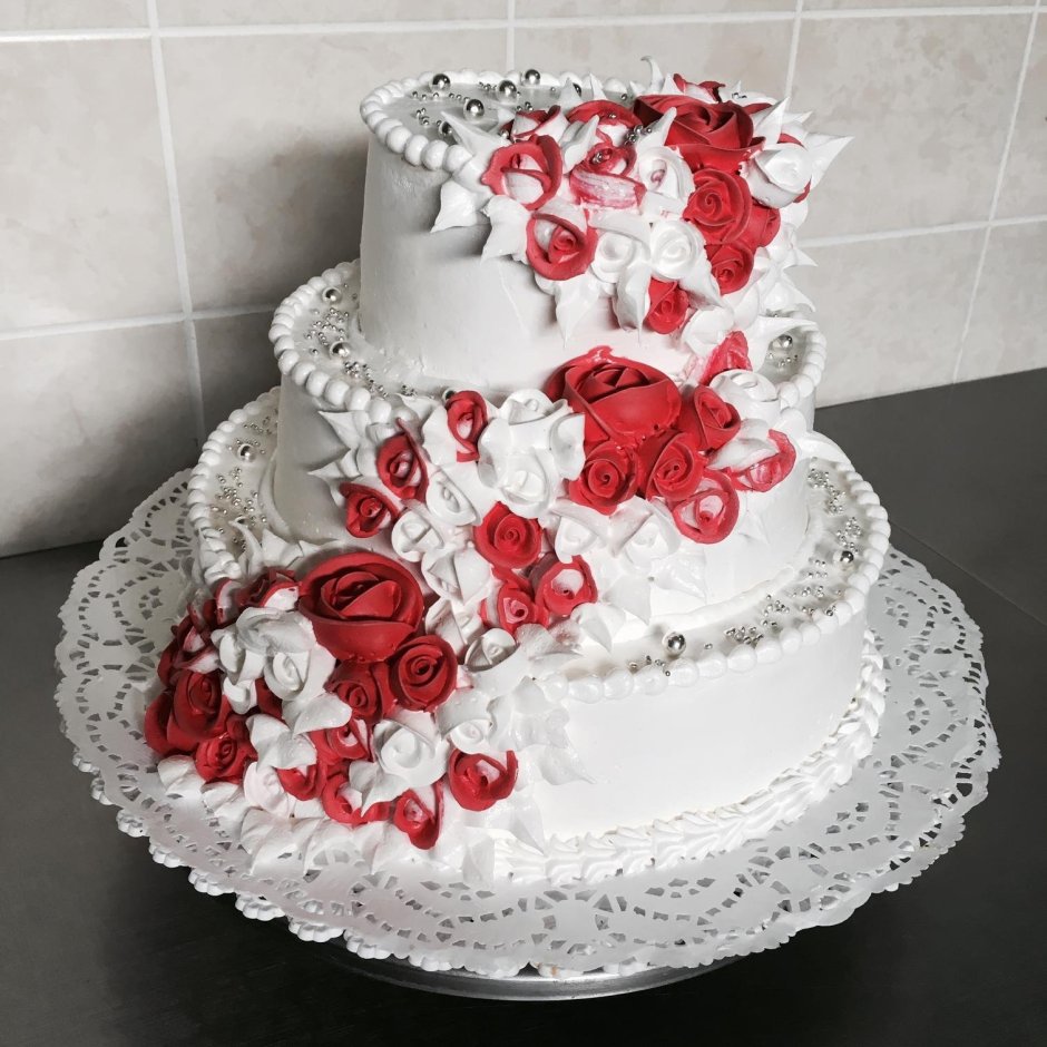 Свадебный торт из крема