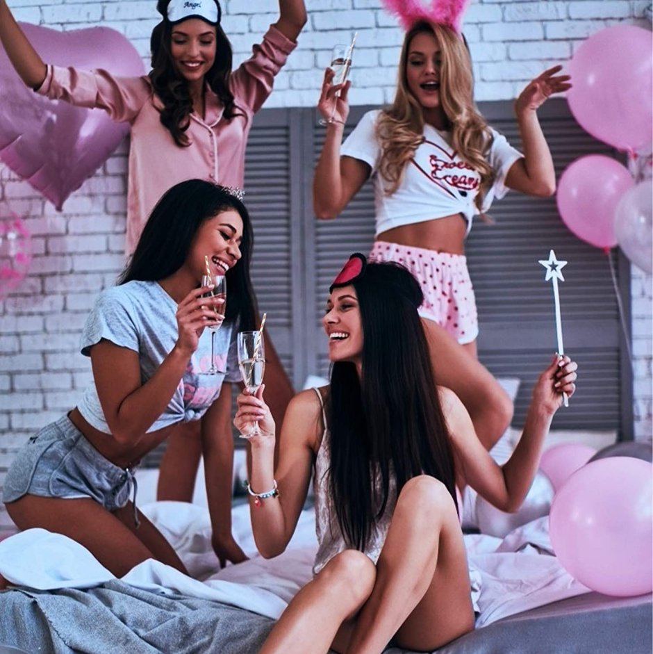 Пижамная вечеринка для девушек