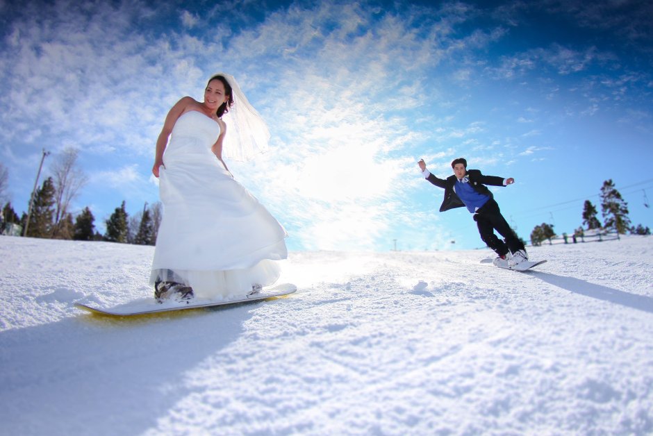 Свадьба в горах на лыжах