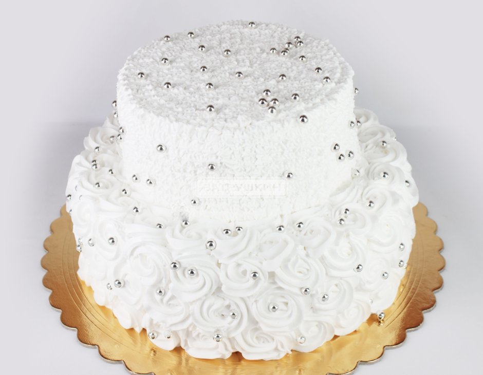 Торт свадебный двухъярусный кремовый белый