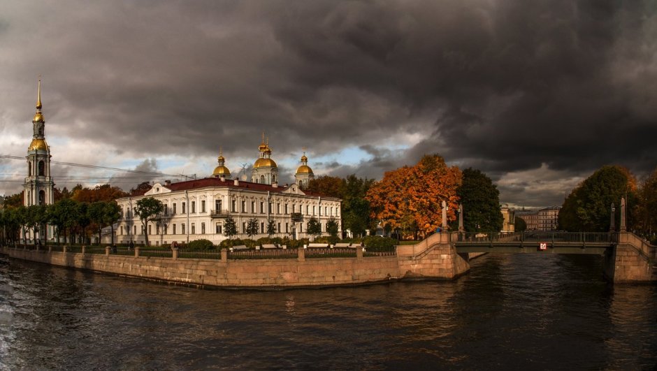 Коломна Петербург осень Никольский собор
