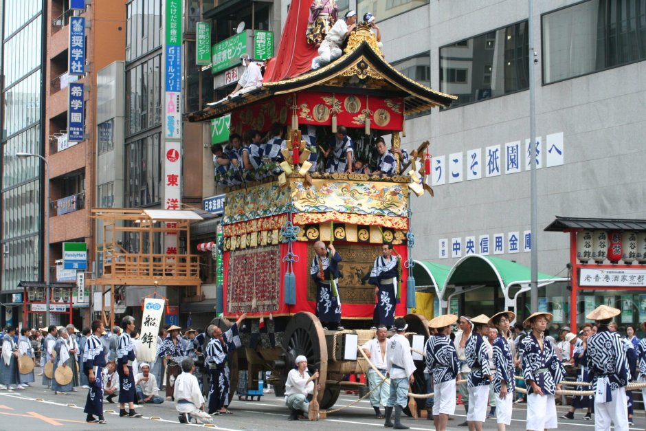 Праздник «Гион Мацури» (gion Matsuri) - Япония