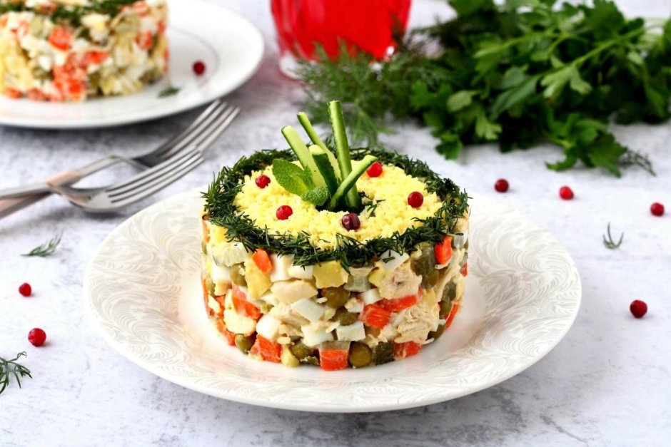 Овощной салат слоеный со свеклой