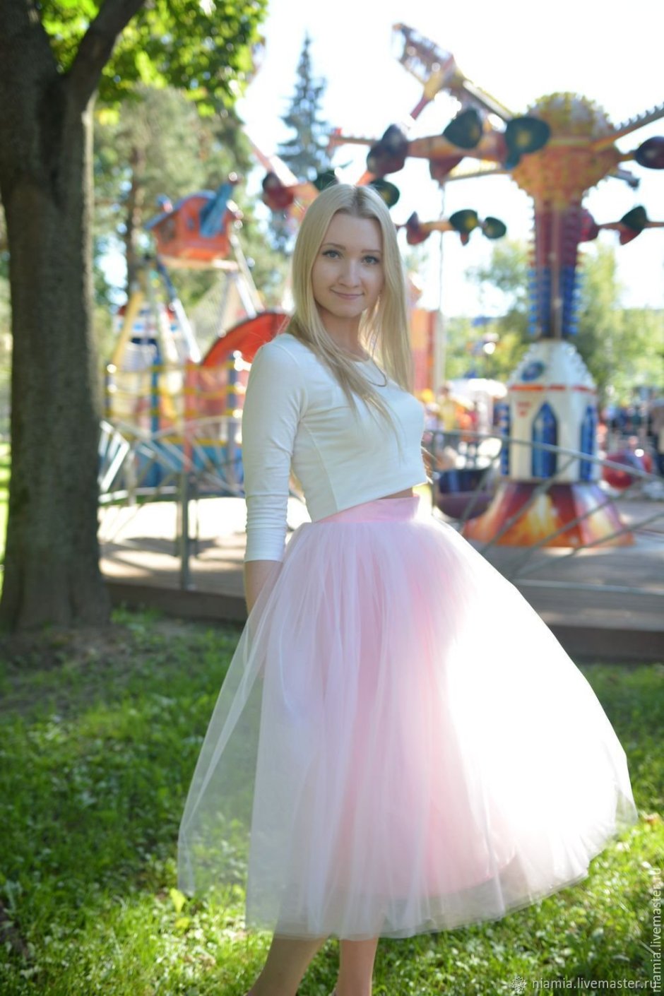 Розовая фатиновая юбка