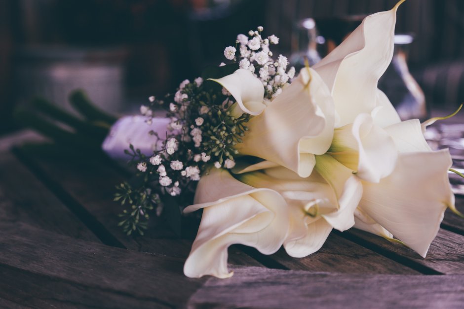 Каллы с розами букет невеста обои
