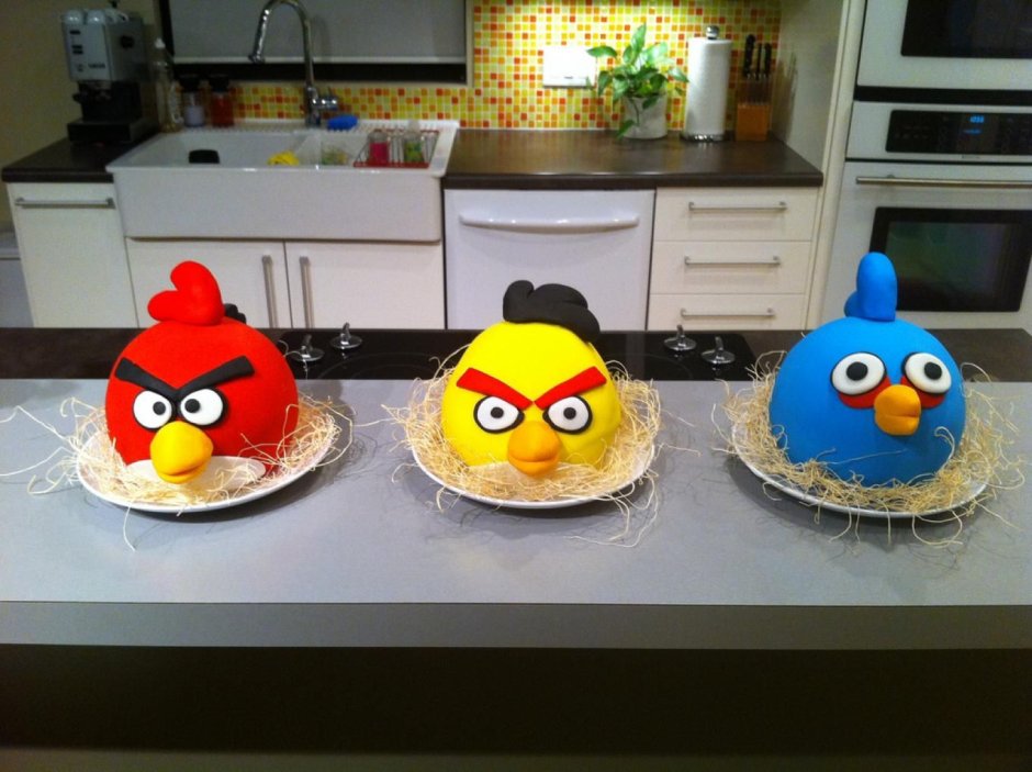 Angry Birds день рождения
