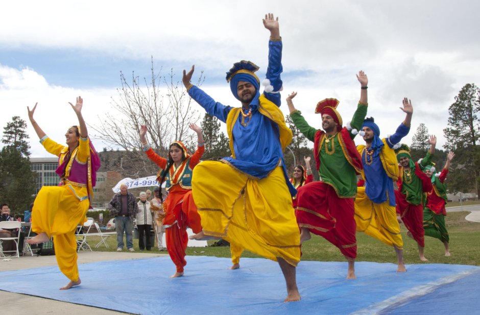 Индийский танец Бхангра