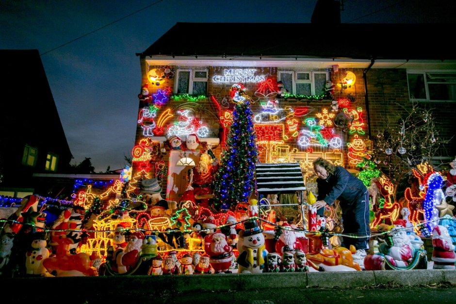 Украшение домов в Англии на Рождество
