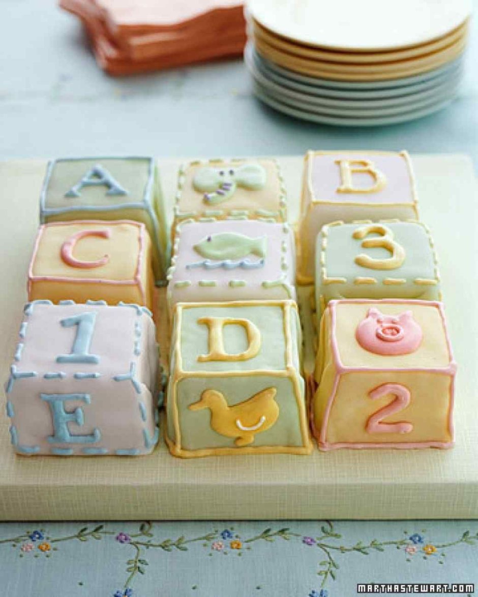 Детский торт с кубиками