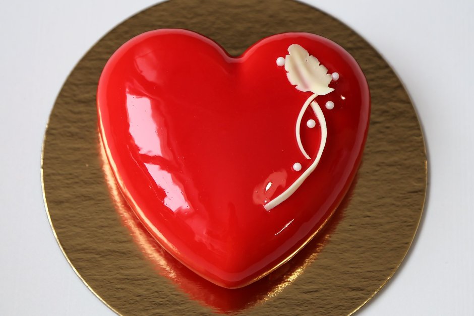 Муссовый торт на день Святого Валентина
