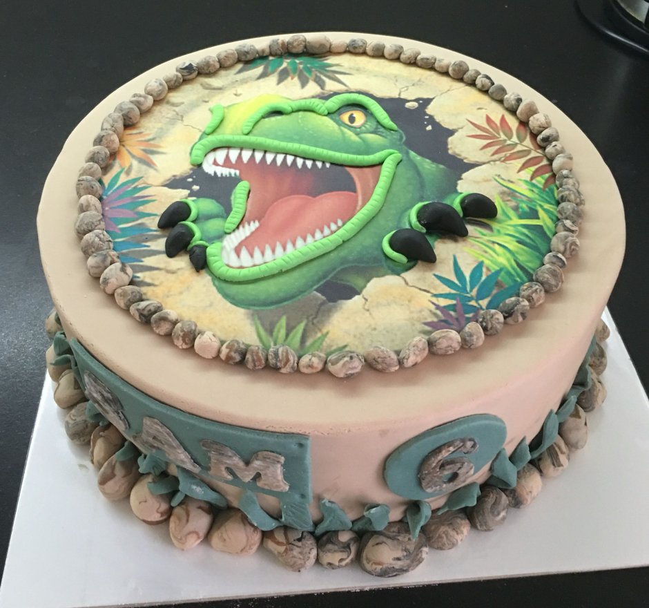 Фотопечать на торт Динозаврик