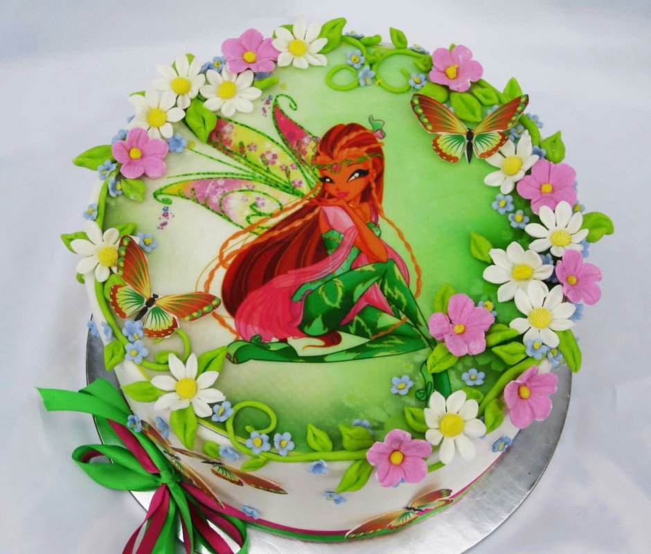 Радужный торт с принцессами