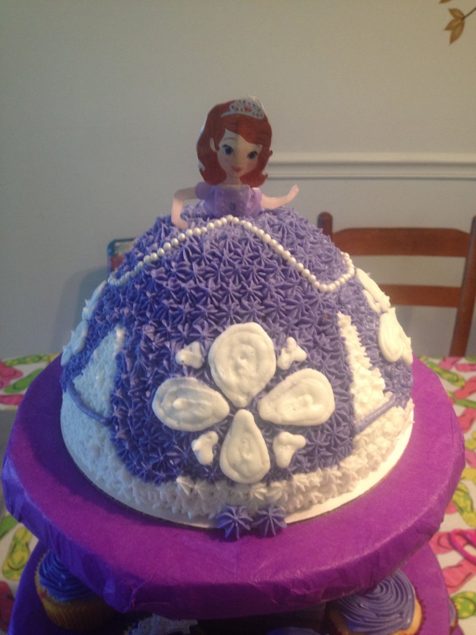 Торт с принцессами для девочки 5 лет