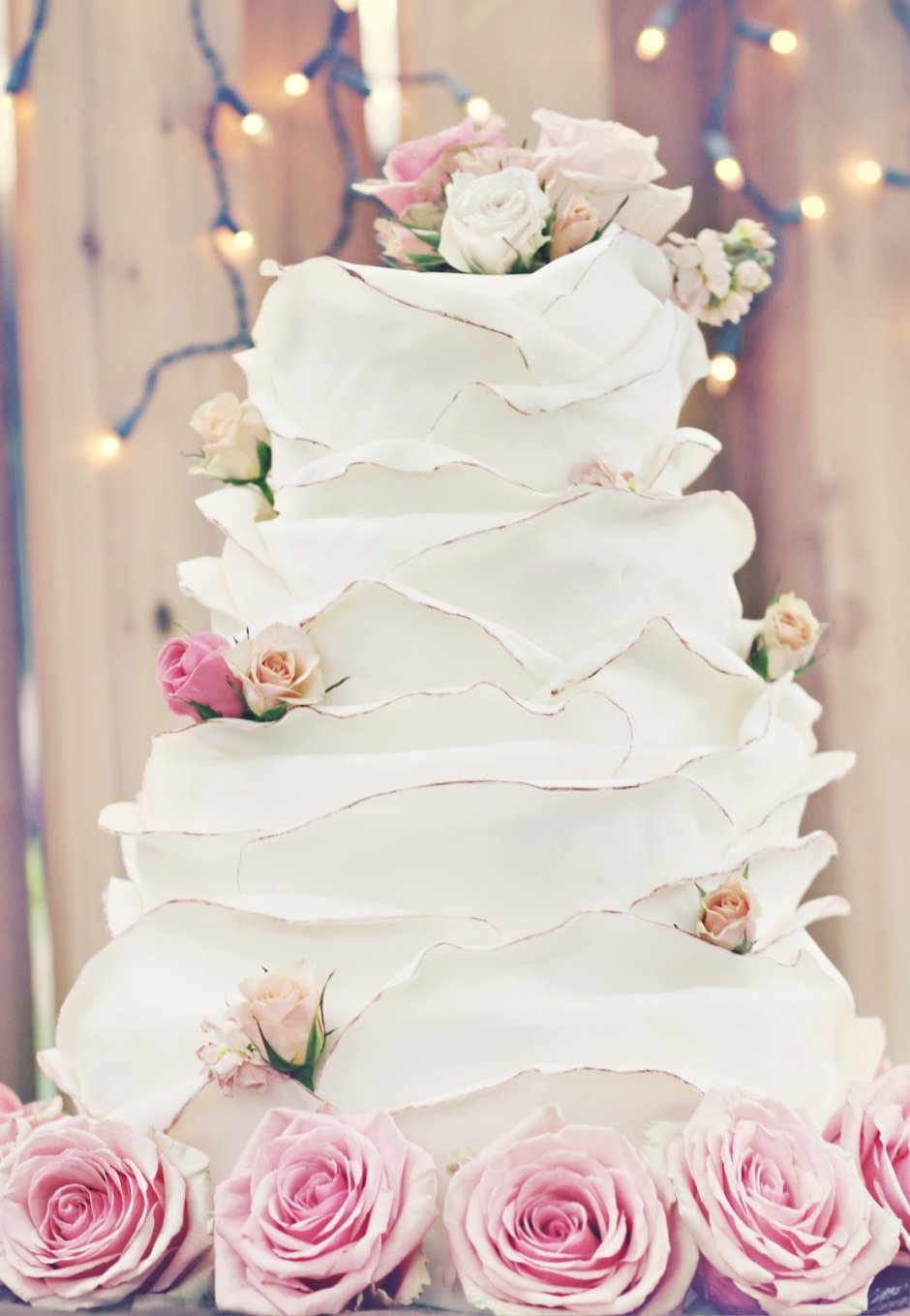 Свадебный торт одноярусный марсала