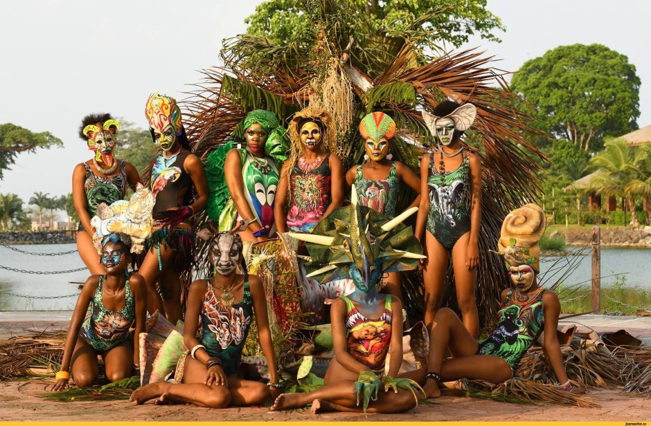 Боди-арт фестиваль Гвинея
